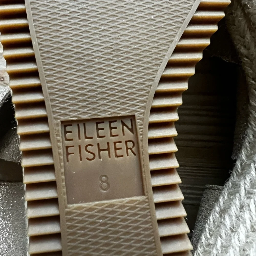 Eileen Fisher Metallic Suede Espadrille Wedge Sandals – Taupe | Size 8 - Picture 4 of 6
